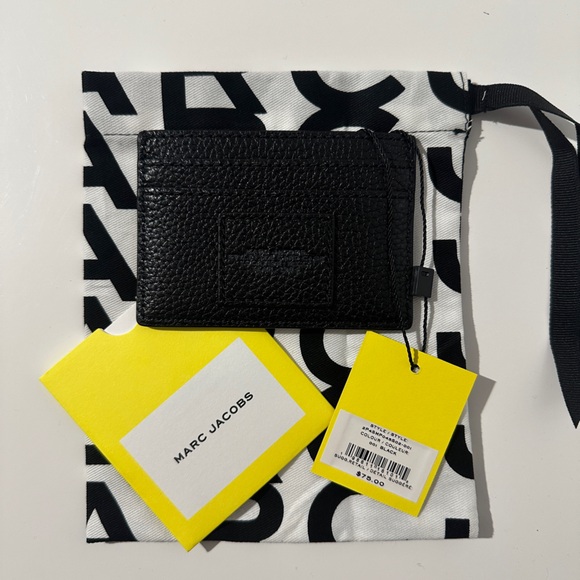 Marc Jacobs Black Card Case - Picture 2 of 2